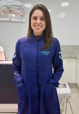 Dra. Isabela